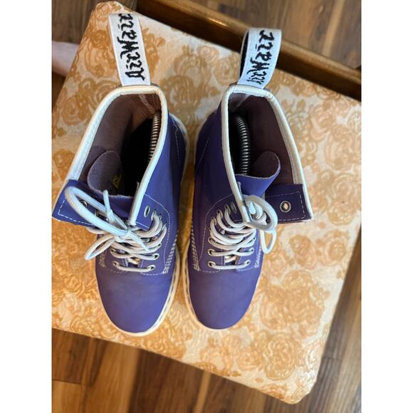 Vintage Doc Martens Dr. 13450 Purple White Combat Boots 7  Vintage Doc Martens Dr. 13450 Purple White Combat Boots 7 Womens Tectuff